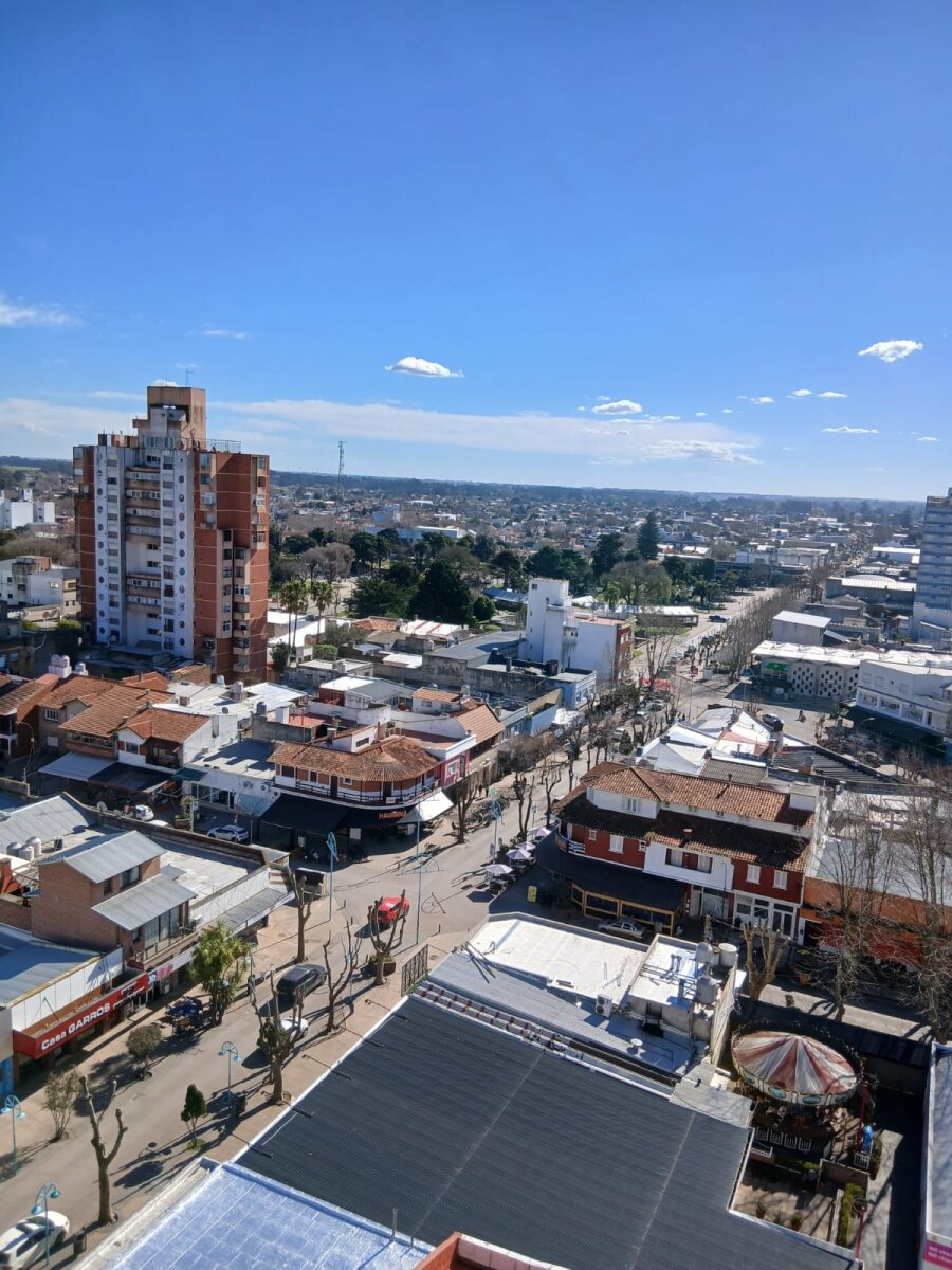 Alquiler temporario 1 ambiente en Miramar. Edificio 9 de Julio - 11
