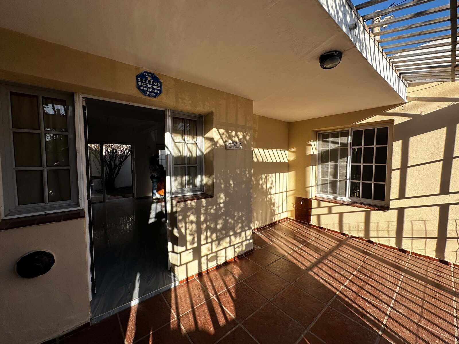 Casa en alquiler 2 dormitorios con cochera y patio en Barrio Yapeyú — foto 13