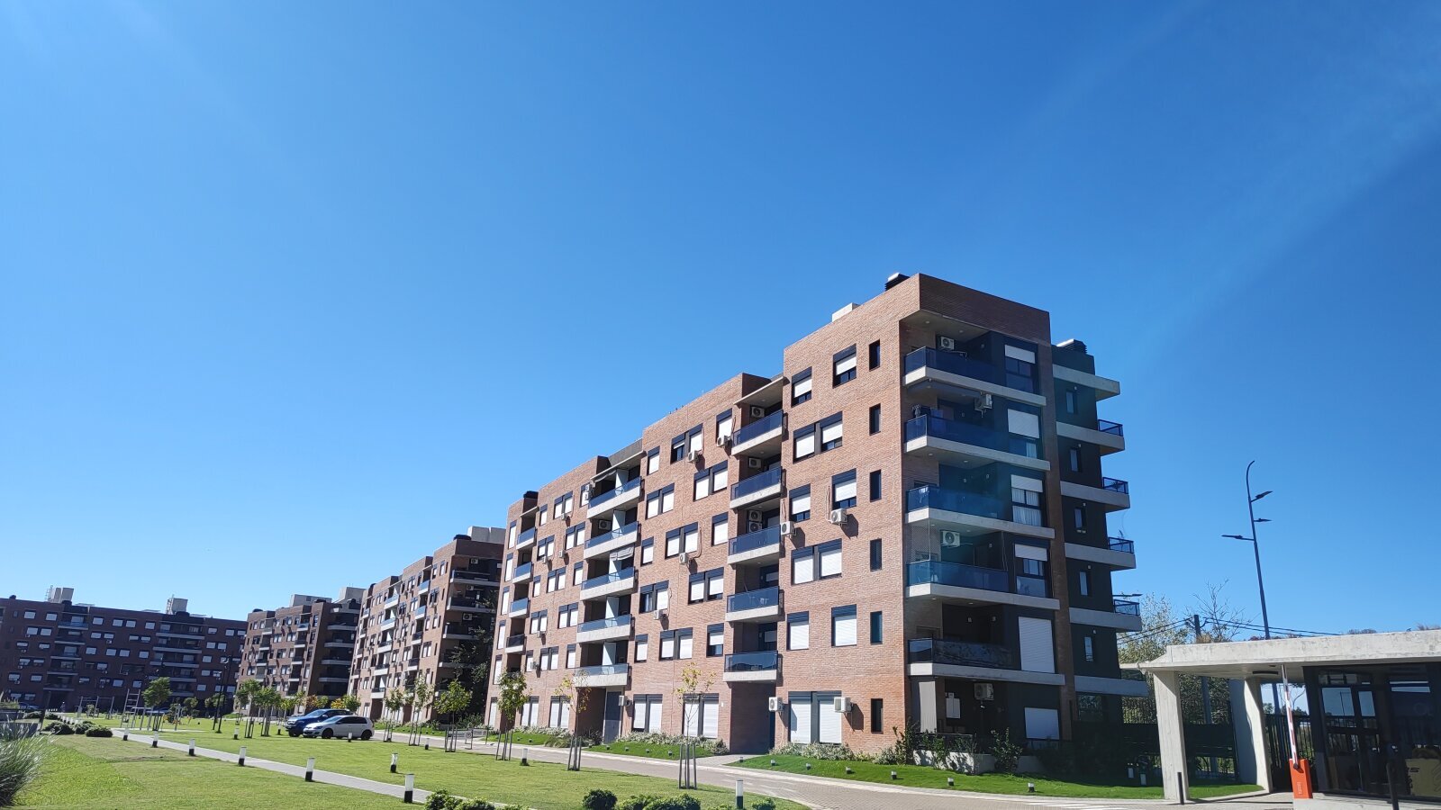 Alquiler departamento 2 dormitorios ,Los Pasos Fisherton - 1