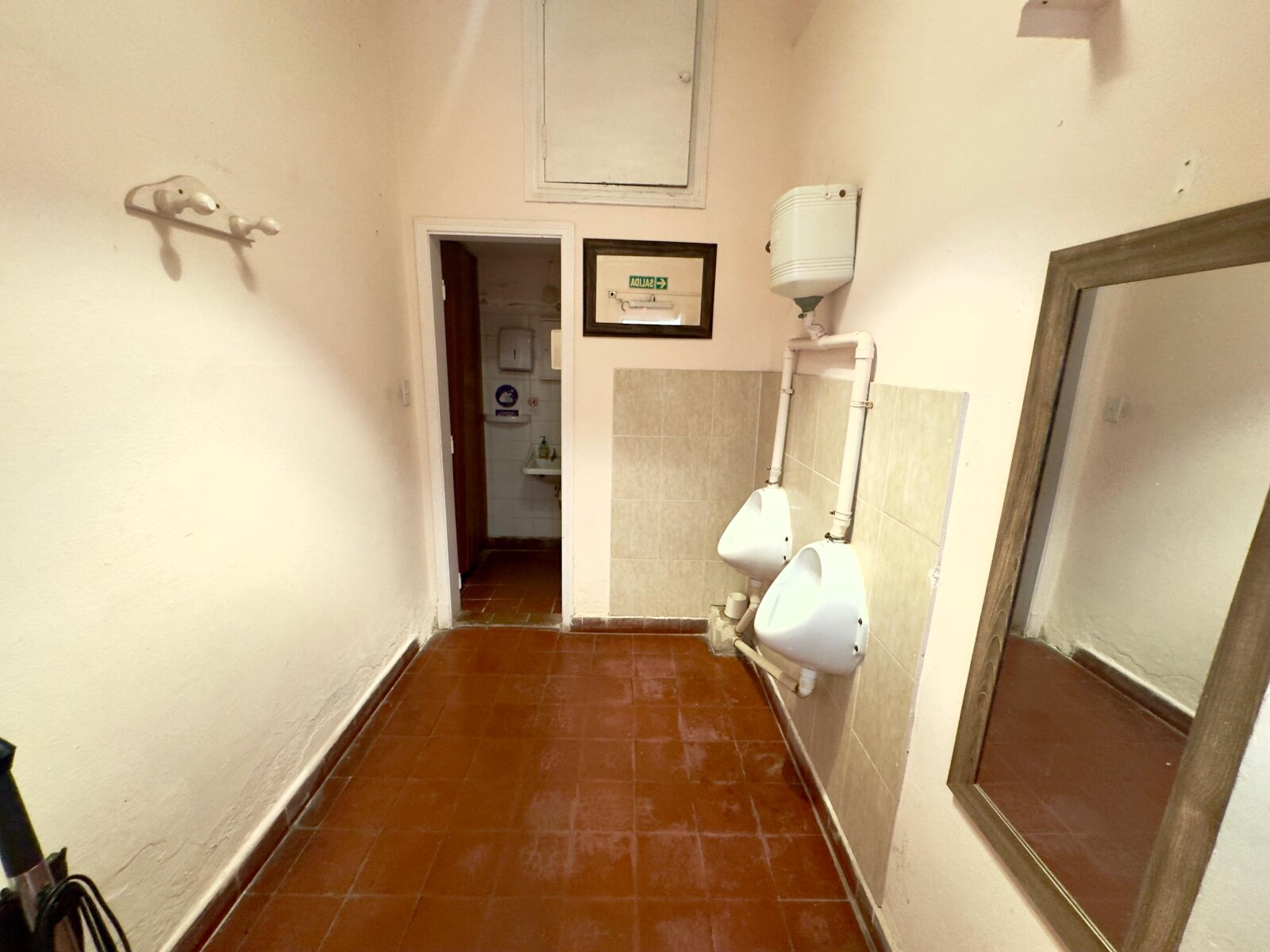 PH PLANTA BAJA EN VENTA LOCAL - DPTO EN ARTURO M BAS AL 200 - CENTRO - Imagen 13