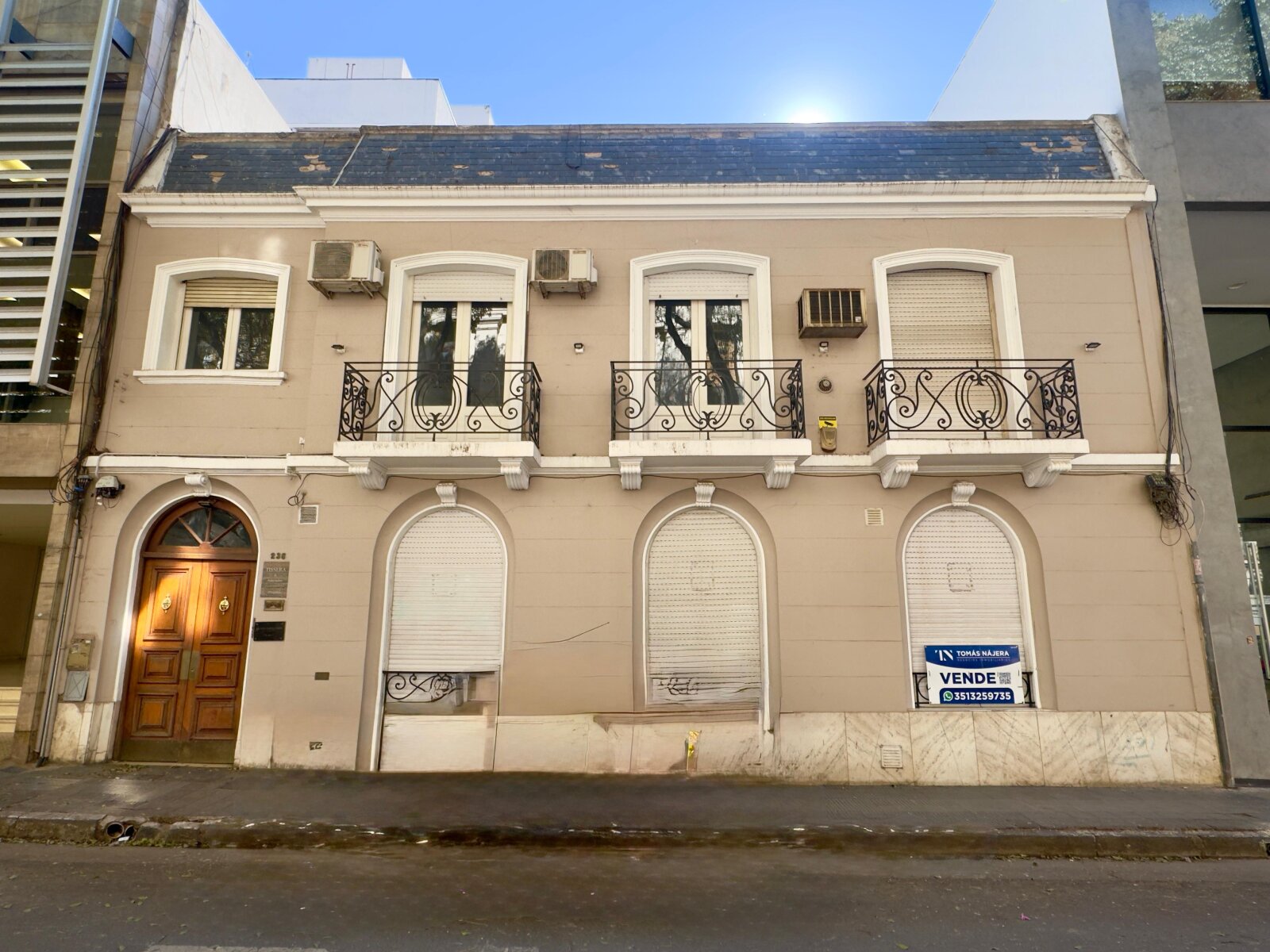 PH PLANTA BAJA EN VENTA LOCAL - DPTO EN ARTURO M BAS AL 200 - CENTRO