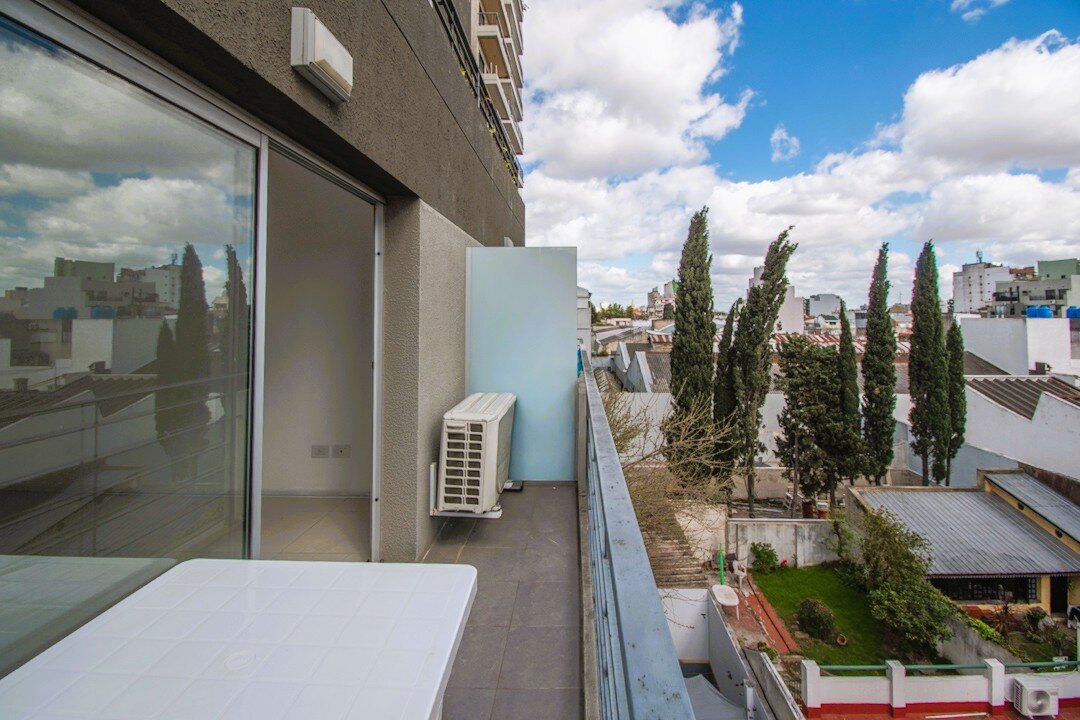 Venta | Monoambiente amplio | Balcón | Miranda 5200 | Monte Castro | CABA