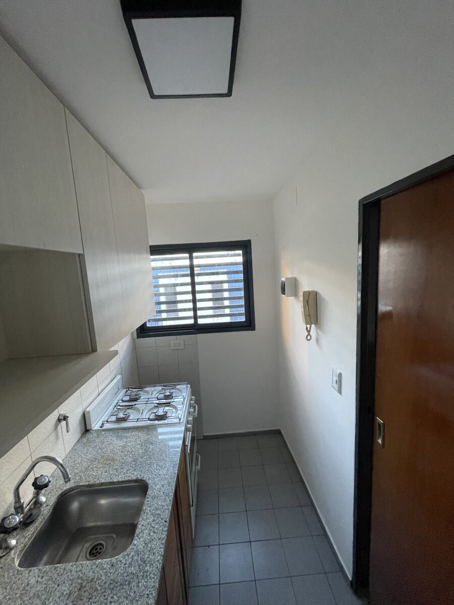 ALQUILER en NUEVA CÓRDOBA, Asador y Patio con césped - 7