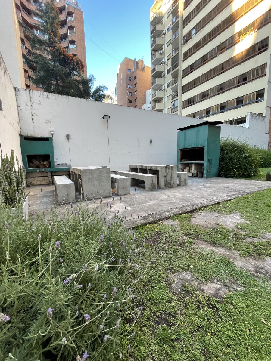 ALQUILER en NUEVA CÓRDOBA, Asador y Patio con césped - 21