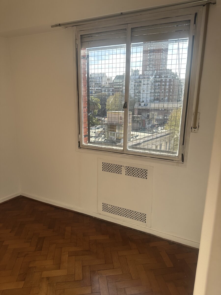 VENTA RECOLETA AL FRENTE PISO ALTO SOL Y LUZ A PLENO 3 AMBIENTES DEPENDENCIAS 2 BAÑOS - 18