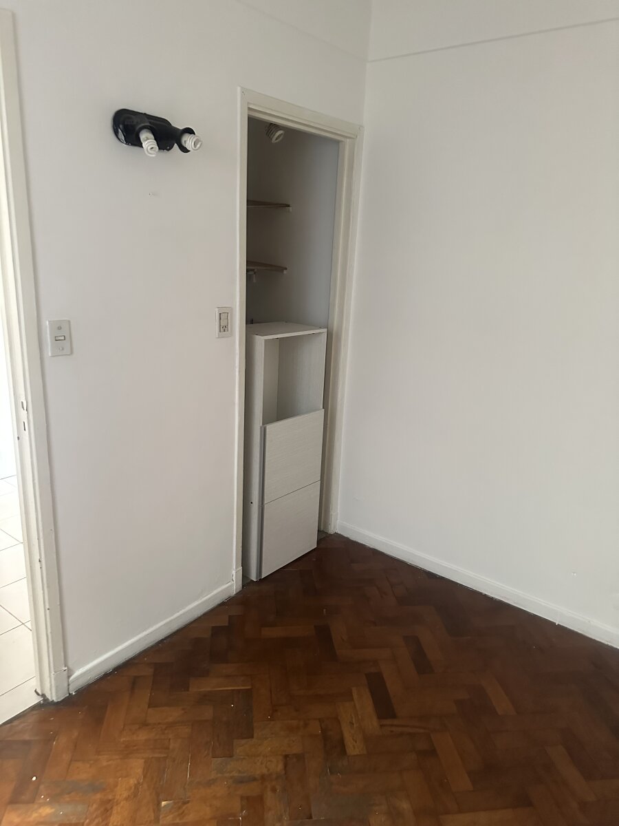 VENTA RECOLETA AL FRENTE PISO ALTO SOL Y LUZ A PLENO 3 AMBIENTES DEPENDENCIAS 2 BAÑOS - 19