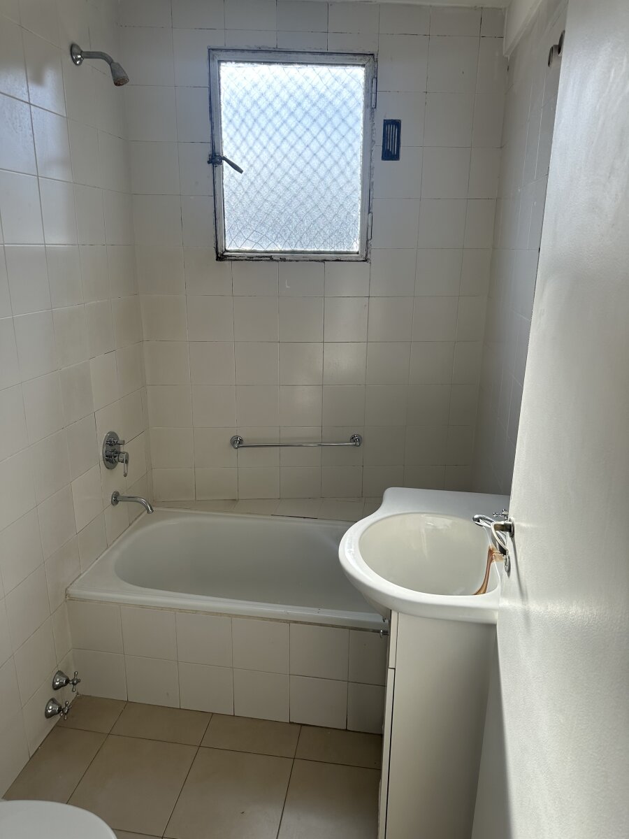 VENTA RECOLETA AL FRENTE PISO ALTO SOL Y LUZ A PLENO 3 AMBIENTES DEPENDENCIAS 2 BAÑOS - 25