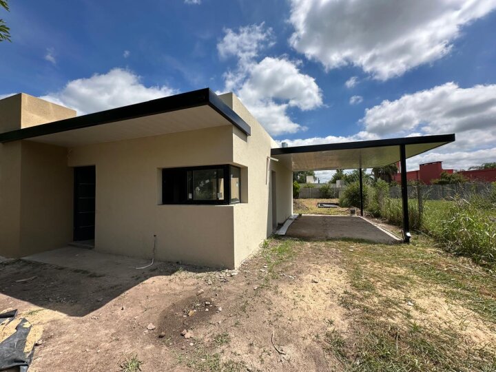 Casas - Roldan - Venta
