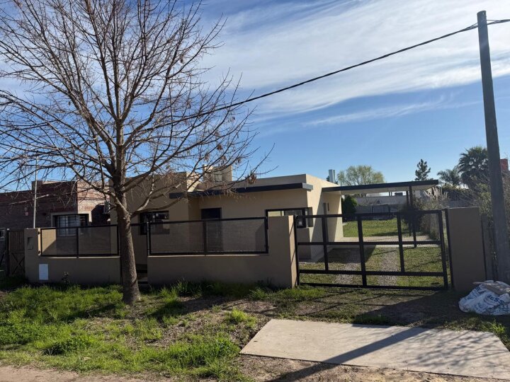 Casas - Roldan - Venta