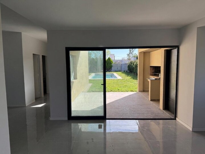 Casas - Roldan - Venta