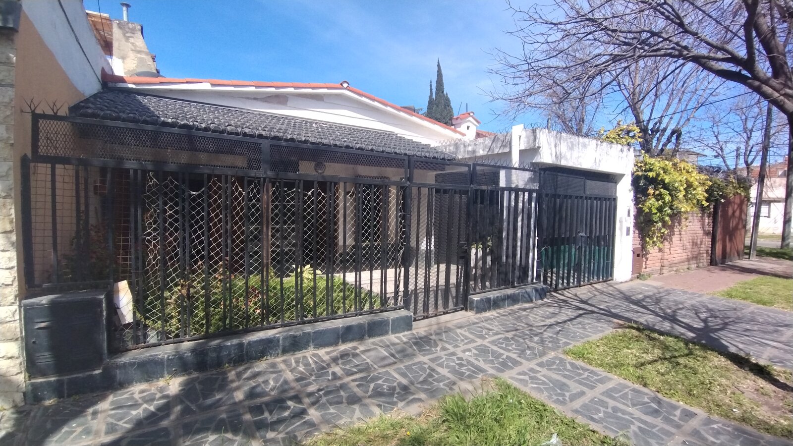 CASA DOS DORMITORIOS Bº LA FLORIDA