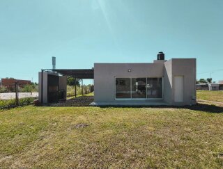 Casas - Funes - Venta