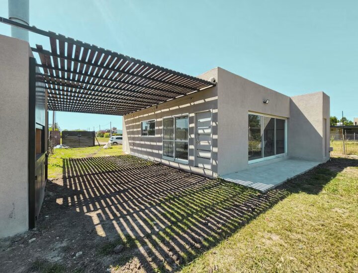 Casas - Funes - Venta