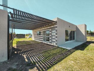 Casas - Funes - Venta