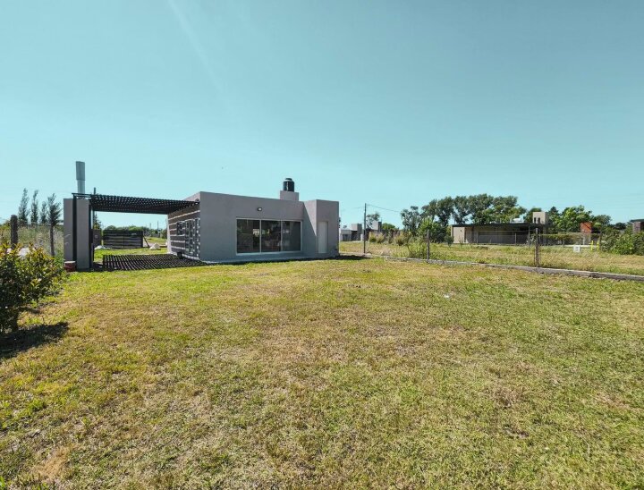 Casas - Funes - Venta