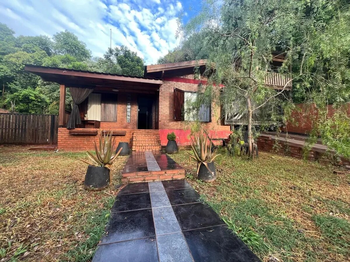 Casa en Alquiler y Venta - 2