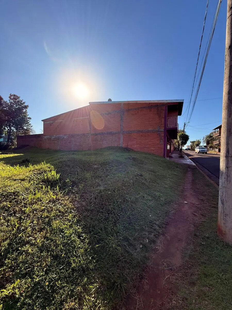 TERRENO CENTRICO EN VENTA UBICADO SOBRE CALLES CONGRESO Y PARAGUAY KM9 | ELDORADO MISIONES - 2