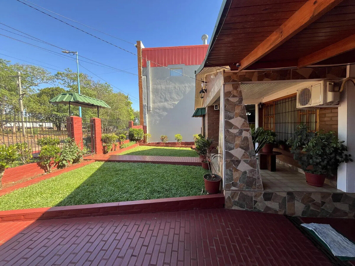 CASA DE 3 HABITACIONES EN VENTA UBICADA SOBRE CALLE MARIA ELENA WALSCH | PUERTO PIRAY MISIONES — foto 6