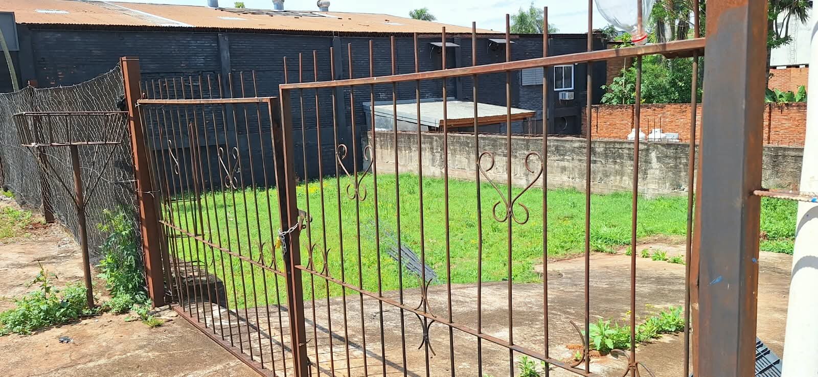 PROPIEDAD COMERCIAL: 2 LOCALES EN VENTA UBICADOS ENTRE CALLES COLON Y MALVINAS KM9 | ELDORADO MISIONES - 7