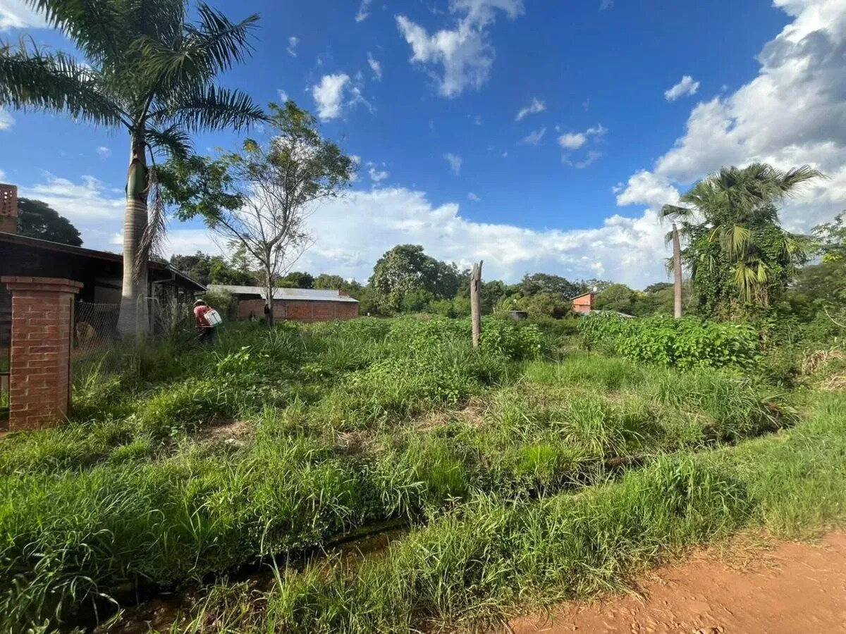 TERRENO EN VENTA EN BARRIO RESIDENCIAL DE LA CIUDAD DE ELDORADO KM10 - 4