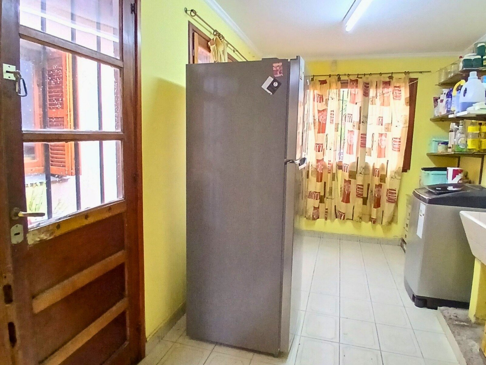 Casa 4 dormitorios con quincho y garage doble — Barrio San Martín — Apto crédito y permuta - 15