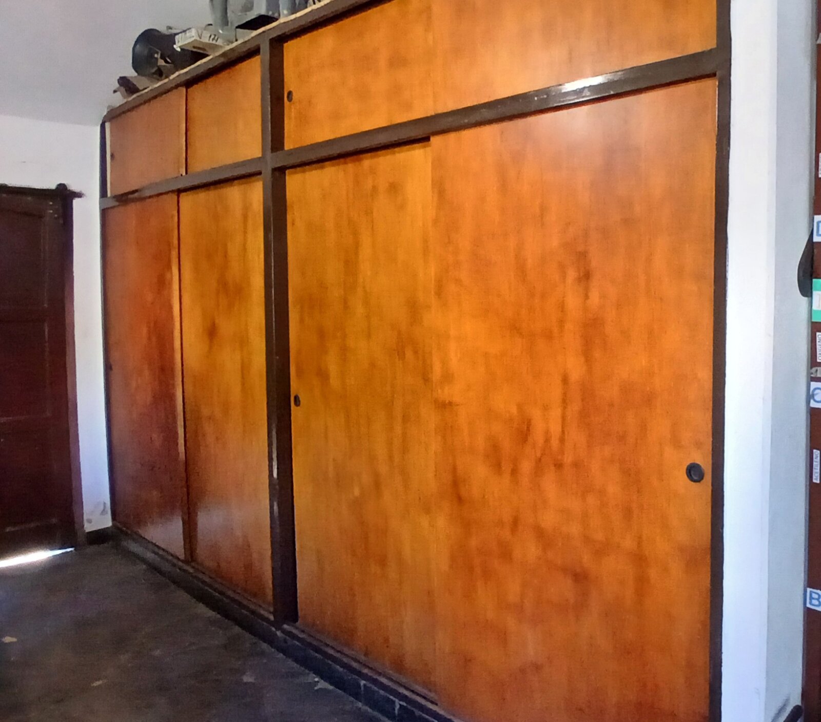 Casa 4 dormitorios con quincho y garage doble — Barrio San Martín — Apto crédito y permuta - 22
