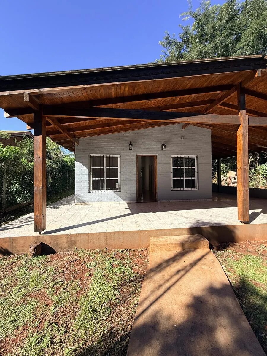 CASA EN VENTA SOBRE CALLE EDISON 58 KM8 DE ELDORADO | MISIONES — foto 2