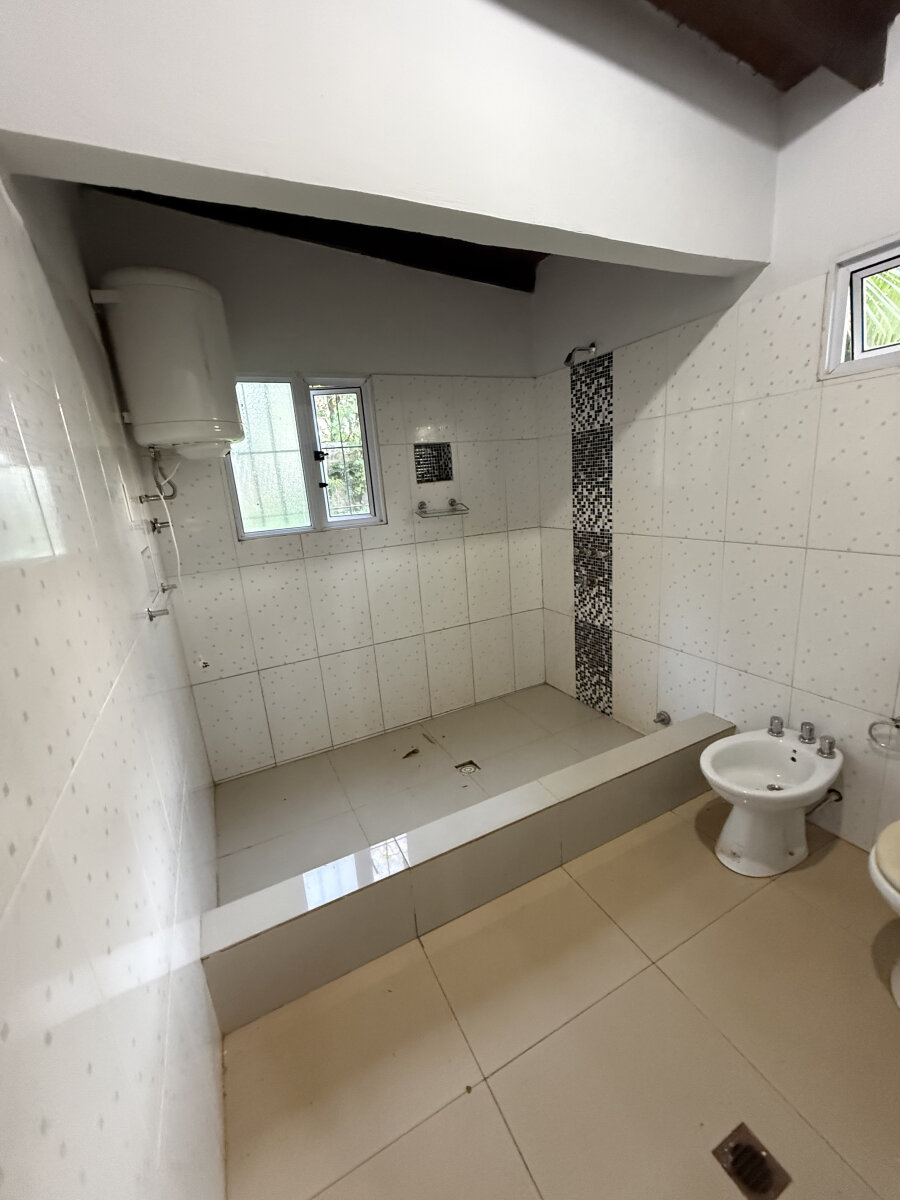 CASA MINIMALISTA DE UNA HABITACIÓN EN VENTA EN EL KM6 DE ELDORADO | MISIONES — foto 7