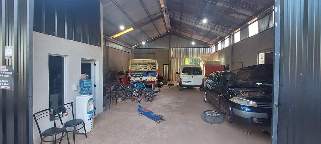 Amplio Deposito En Venta Ubicado En La Ciudad De Eldorado - Misiones - 2