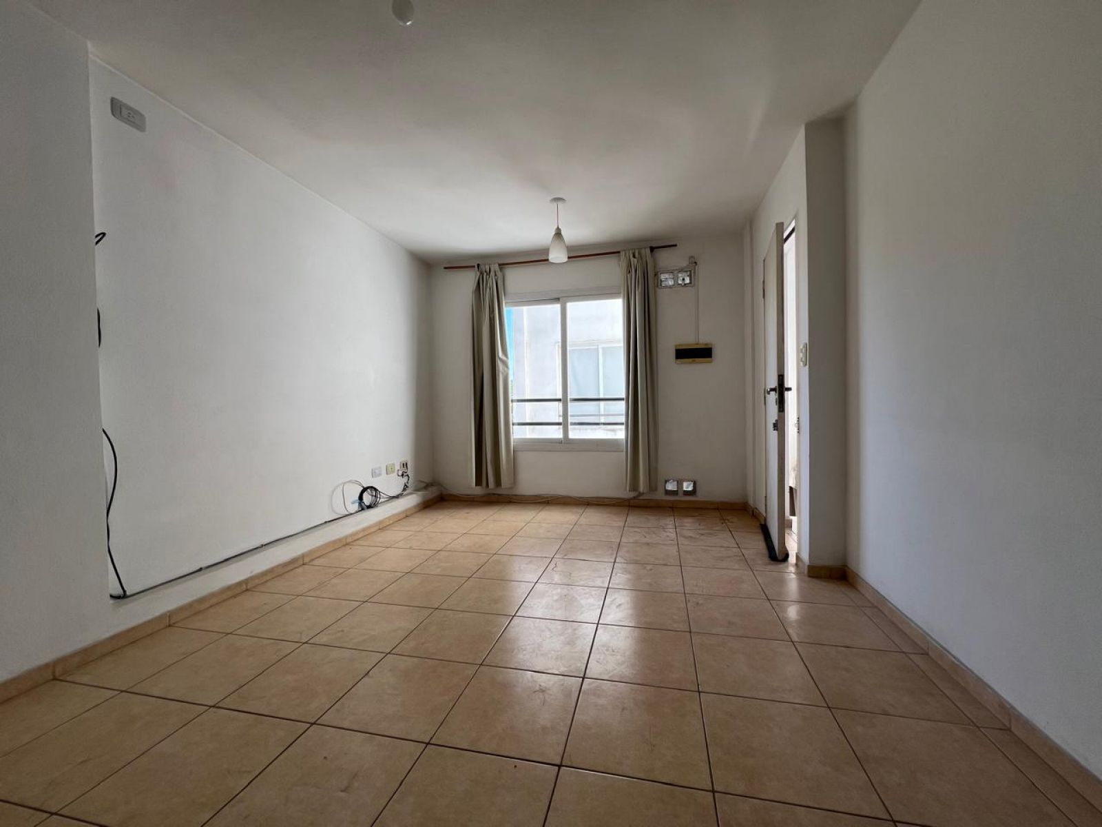 Departamento de 1 dormitorio en Alquiler en General Pueyrredon — foto 5