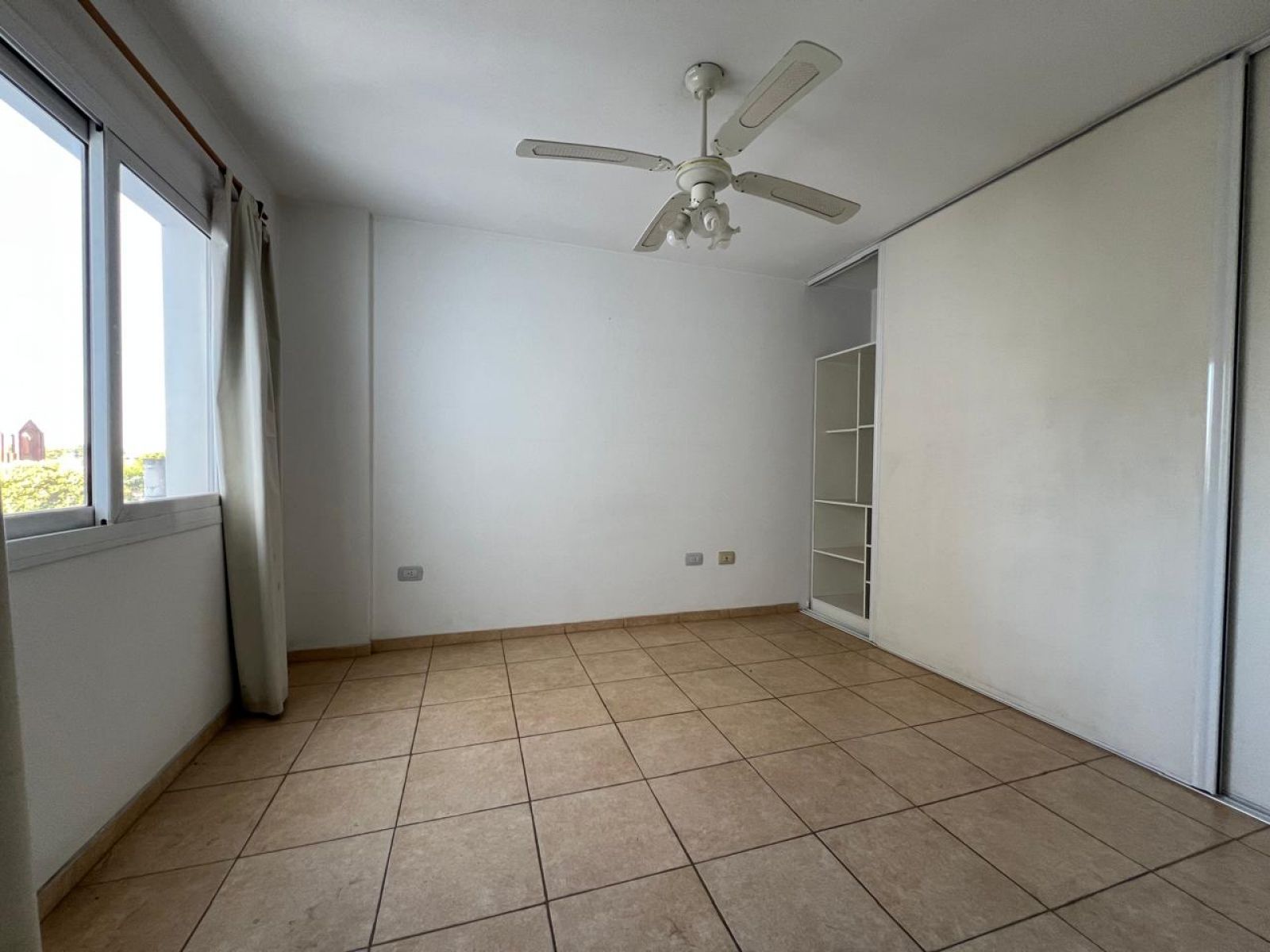 Departamento de 1 dormitorio en Alquiler en General Pueyrredon — foto 12
