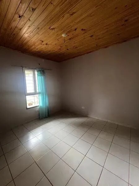 Casa En Venta En B° Los Lapachos Km4 De Eldorado Misiones — foto 8