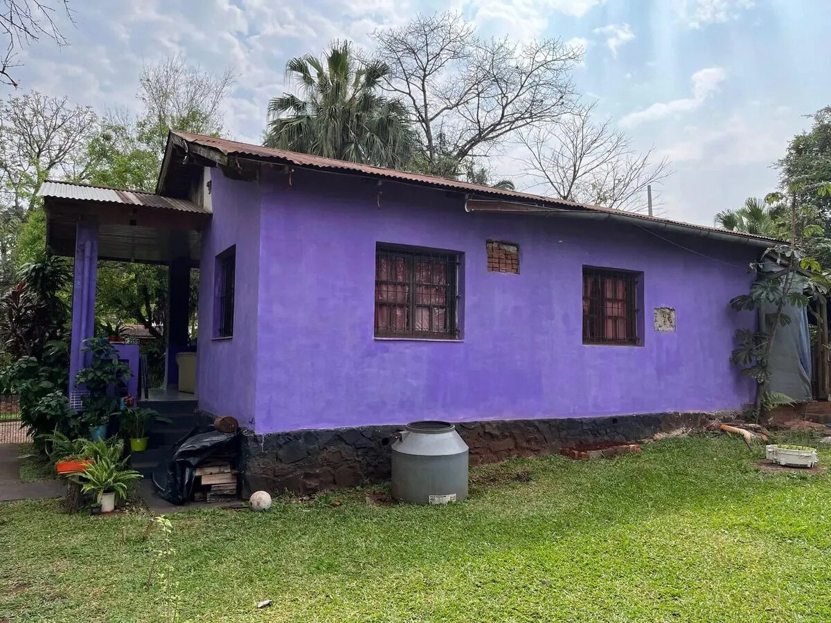 Casa Sobre Calle Urbanek 230