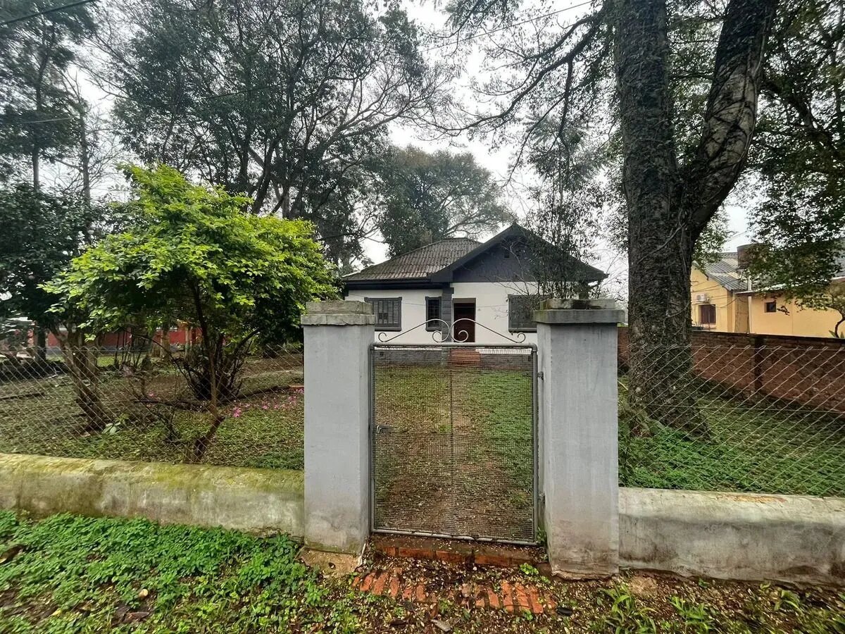 Casa En 3 Habitaciones En Alquiler Zona Oeste Km4 De Eldorado — foto 2