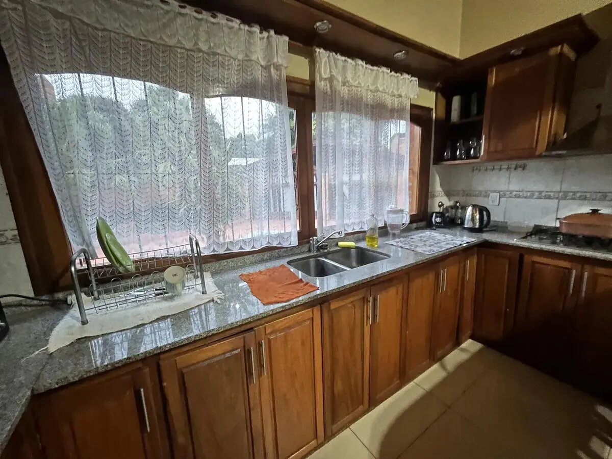 Casa De Alto Padron Ubicada En Eldorado, Misiones — foto 10