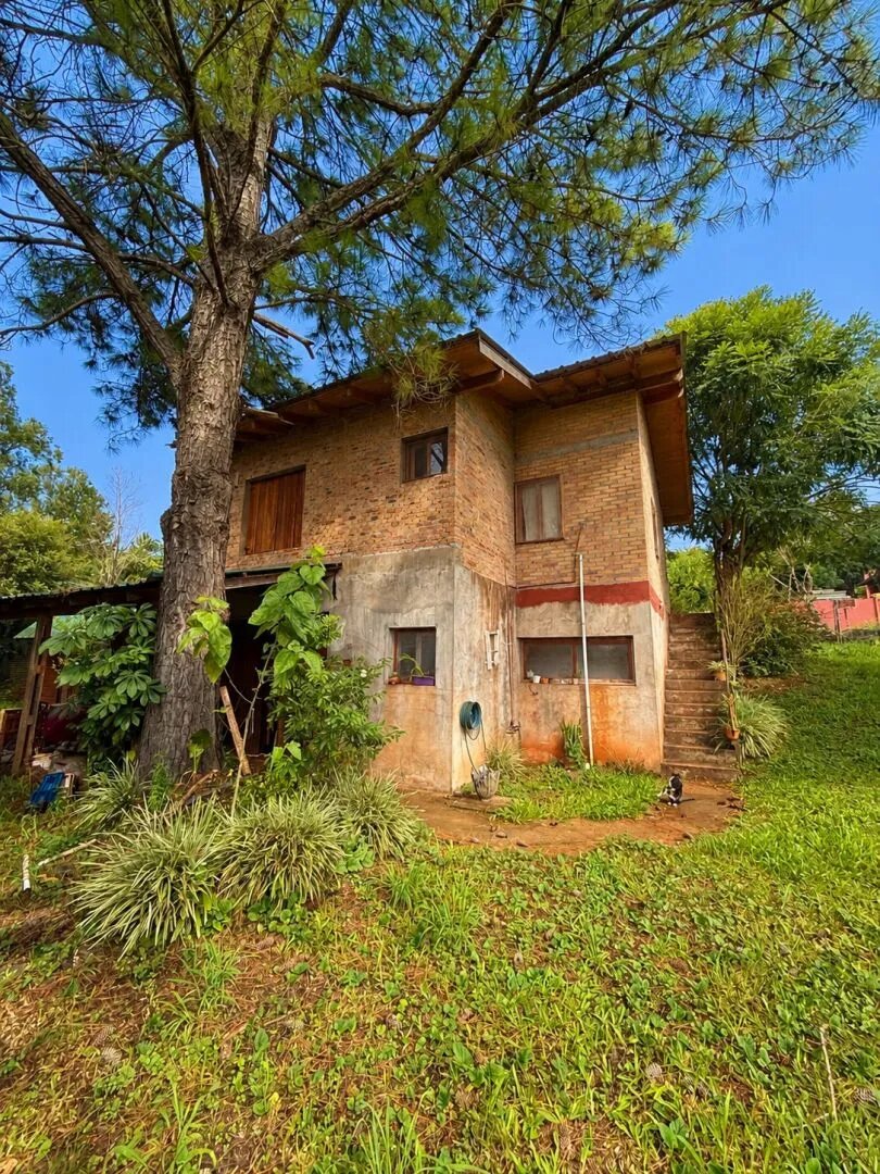 Amplia casa de dos plantas en venta Eldorado Misiones km 11 — foto 2