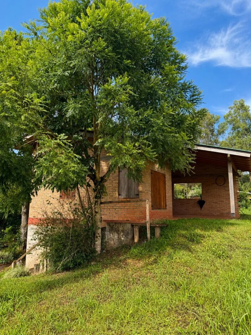 Amplia casa de dos plantas en venta Eldorado Misiones km 11 — foto 5