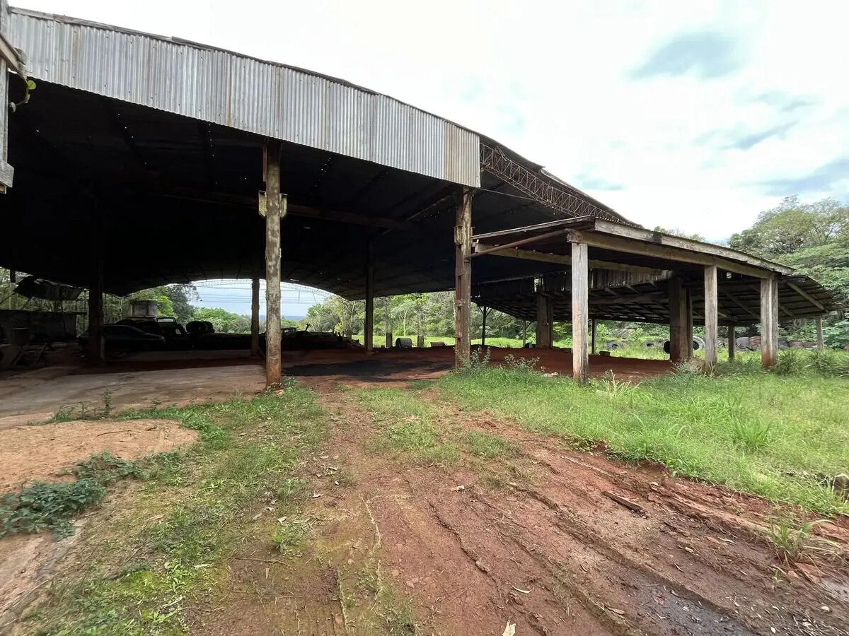 Propiedad comercial con tinglado + vivienda en venta sobre Ruta Nacional 12 - 2