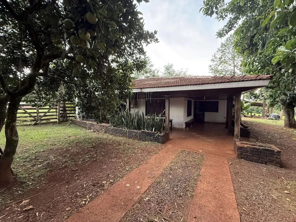 Propiedad comercial con tinglado + vivienda en venta sobre Ruta Nacional 12 - 19