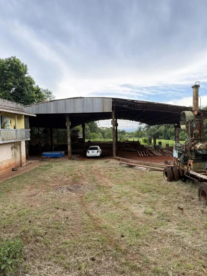 Propiedad comercial con tinglado + vivienda en venta sobre Ruta Nacional 12 - 24