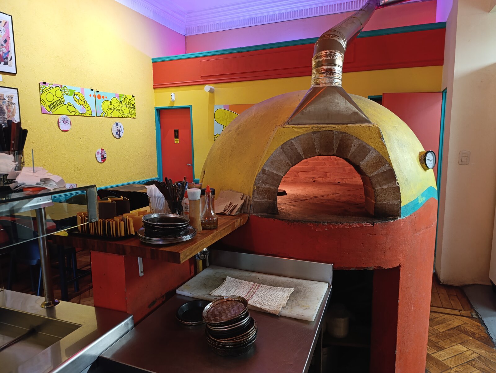 FONDO DE COMERCIO EN VENTA – RESTOBAR EN EL CORAZÓN DE LA CITY PORTEÑA — foto 3