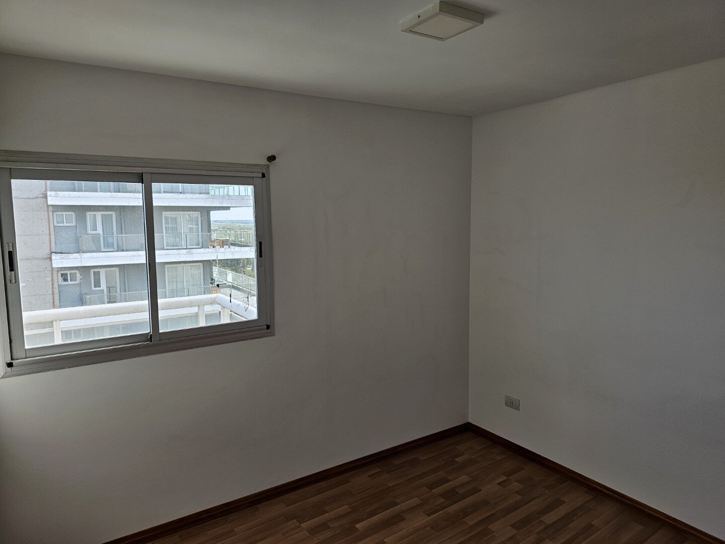 VENTA | Departamento de 1 dormitorio con cochera y vista al río! 6 C - Edificio Chana – Av. Congreso - 8