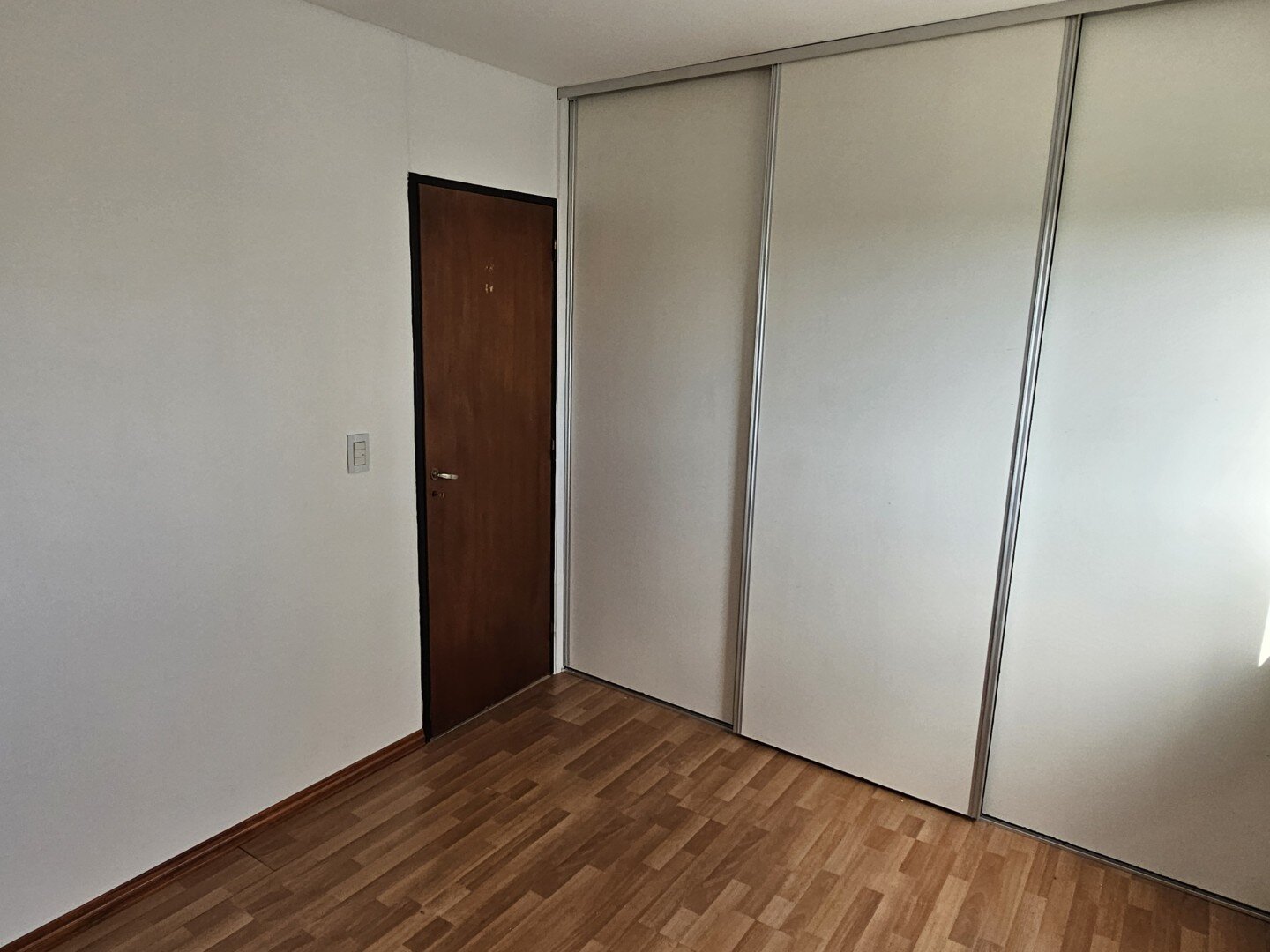 VENTA | Departamento de 1 dormitorio con cochera y vista al río! 6 C - Edificio Chana – Av. Congreso - 10