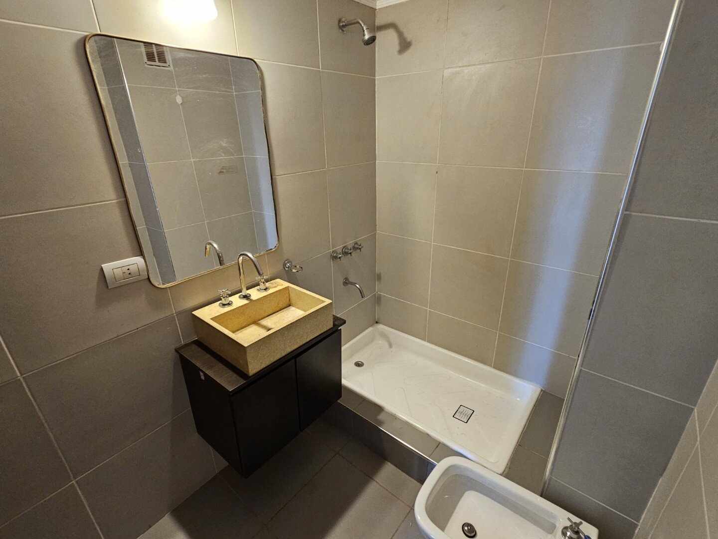 VENTA | Departamento de 1 dormitorio con cochera y vista al río! 6 C - Edificio Chana – Av. Congreso - 13