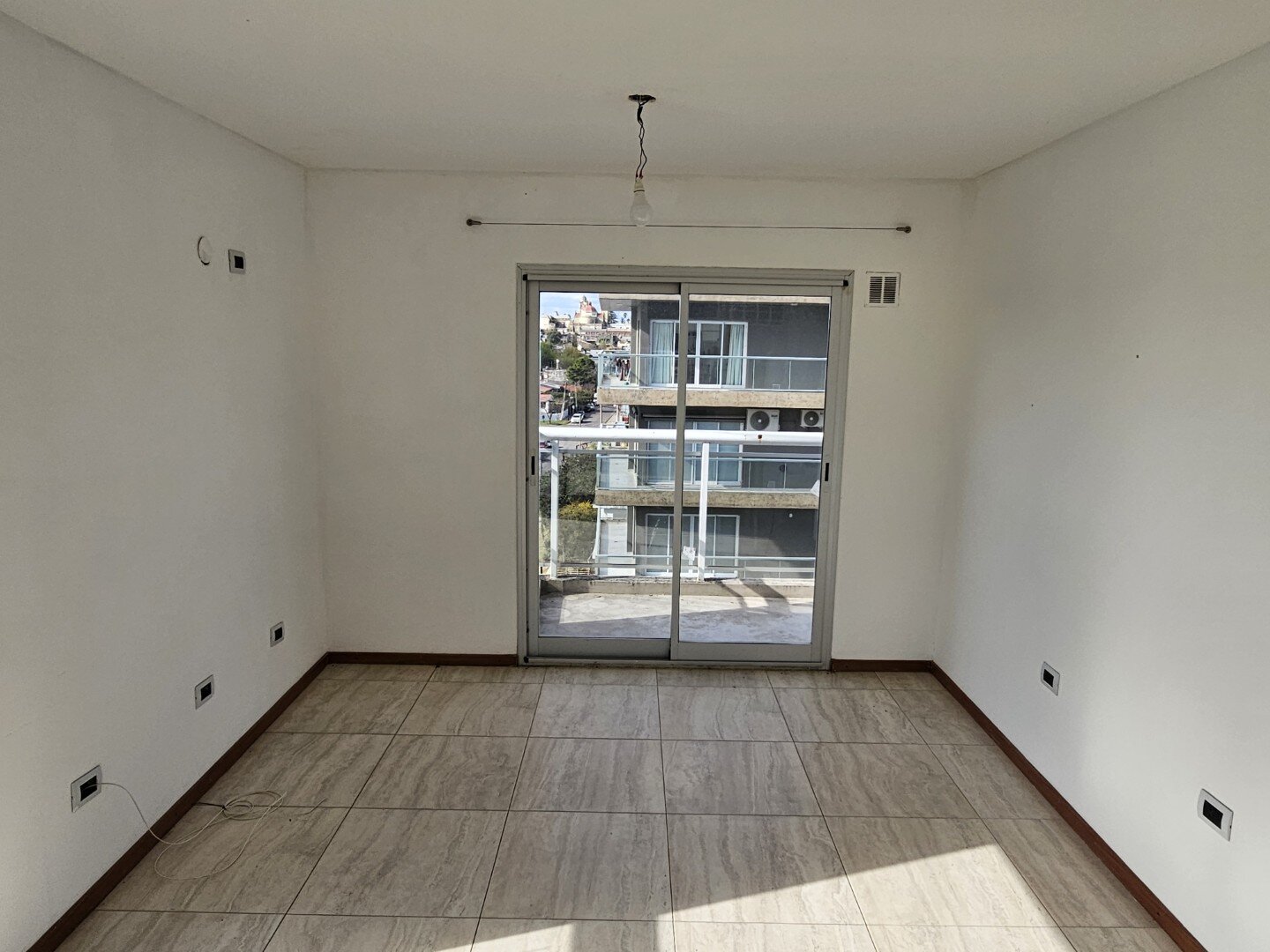 VENTA | Departamento de 1 dormitorio con cochera y vista al río! 6 A - Edificio Chana – Av. Congreso - 4