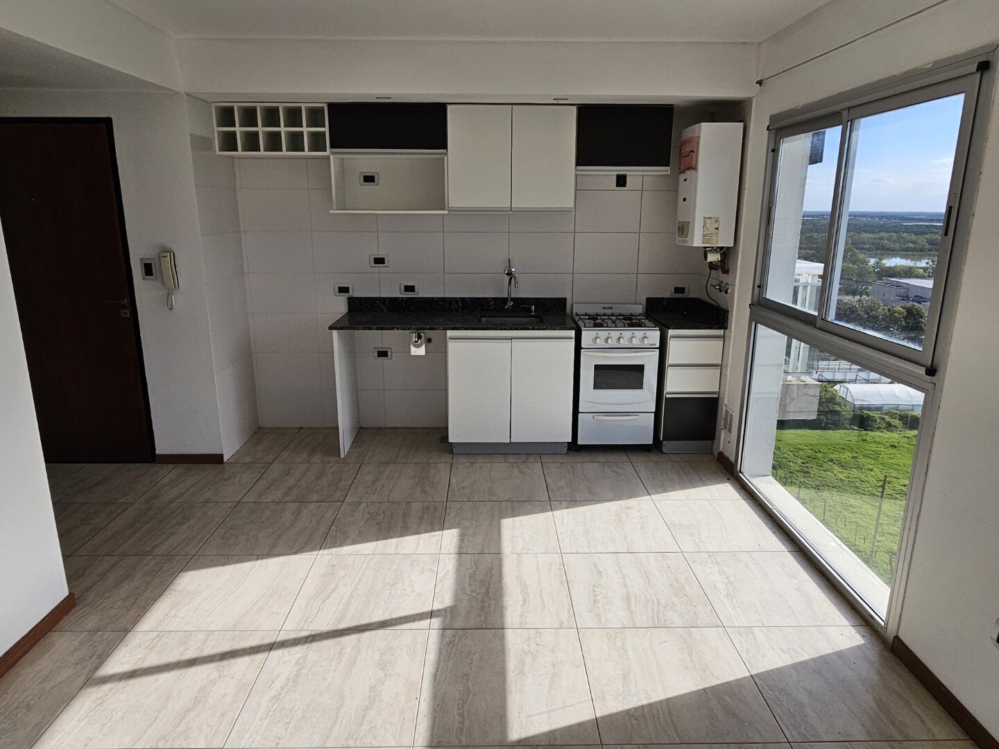 VENTA | Departamento de 1 dormitorio con cochera y vista al río! 6 A - Edificio Chana – Av. Congreso - 2