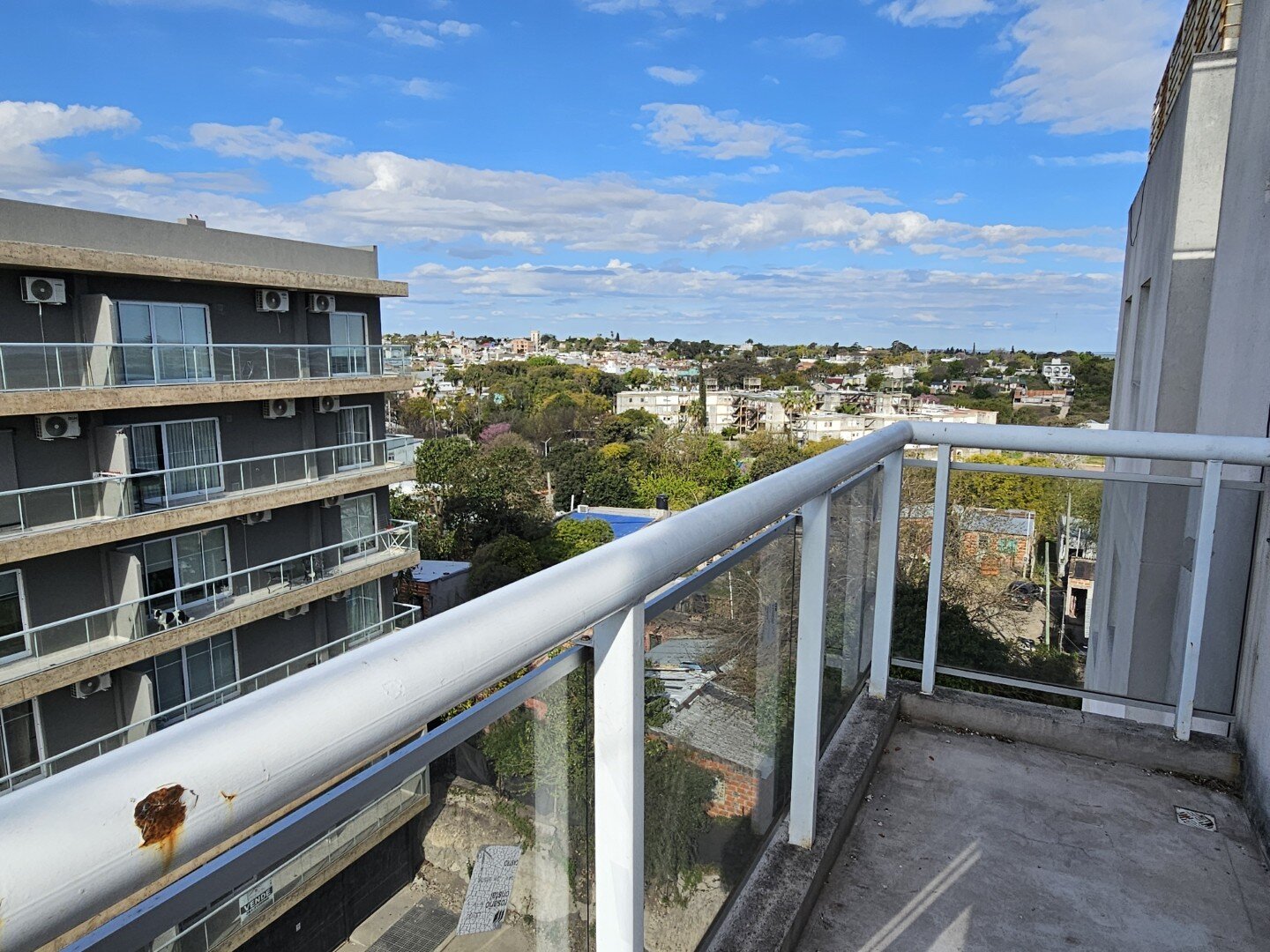 VENTA | Departamento de 1 dormitorio con cochera y vista al río! 6 A - Edificio Chana – Av. Congreso - 15