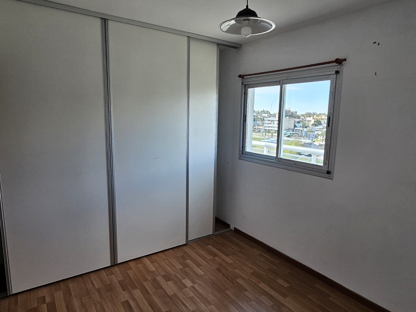 VENTA | Departamento de 1 dormitorio con cochera y vista al río! 6 A - Edificio Chana – Av. Congreso - 12