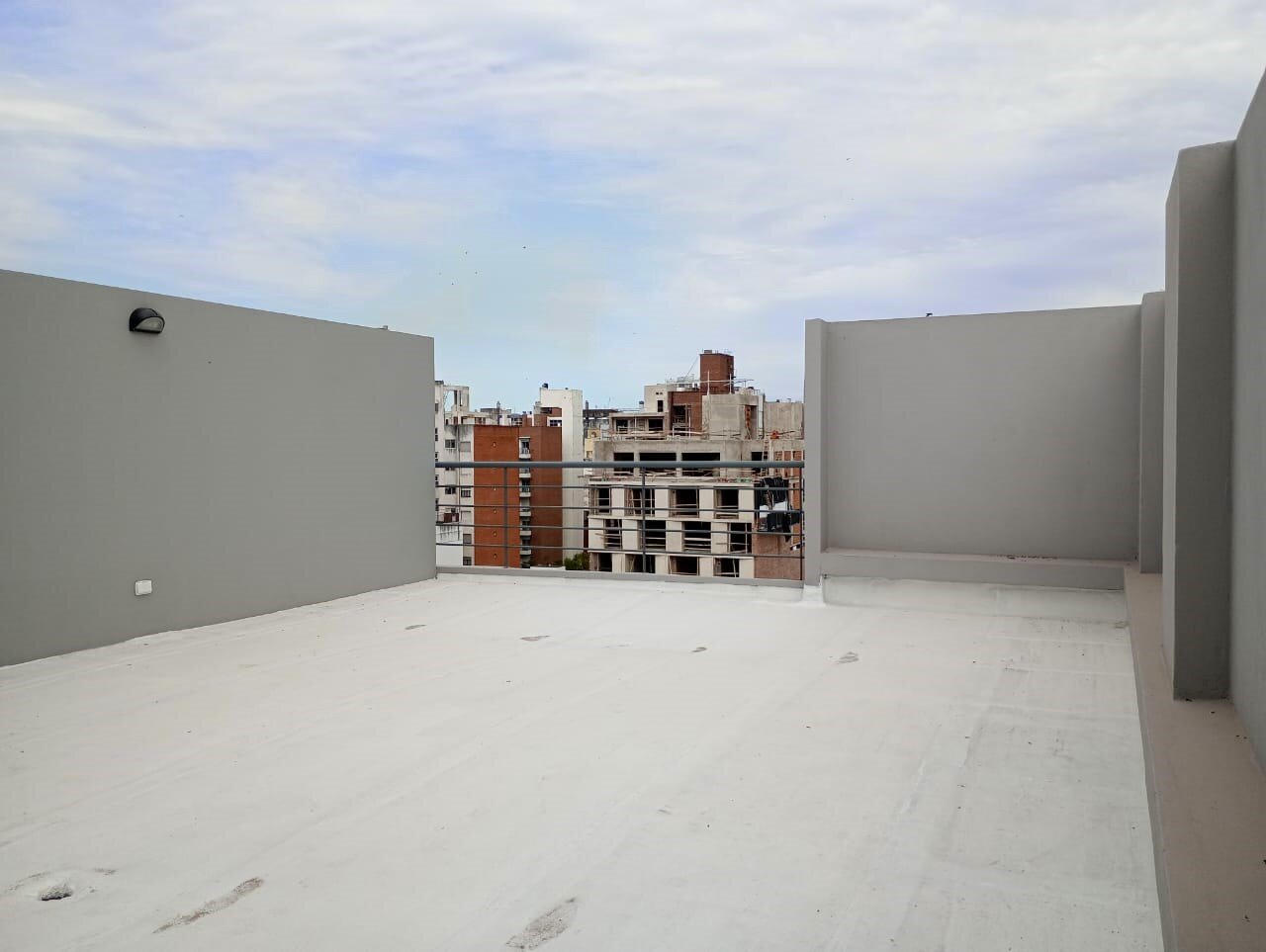 Mendoza 1465 | Semipiso Premium de 2 Dormitorios con Terraza Privada, Cochera y Baulera en Edificio Sol de Patagonia XXVI - 17