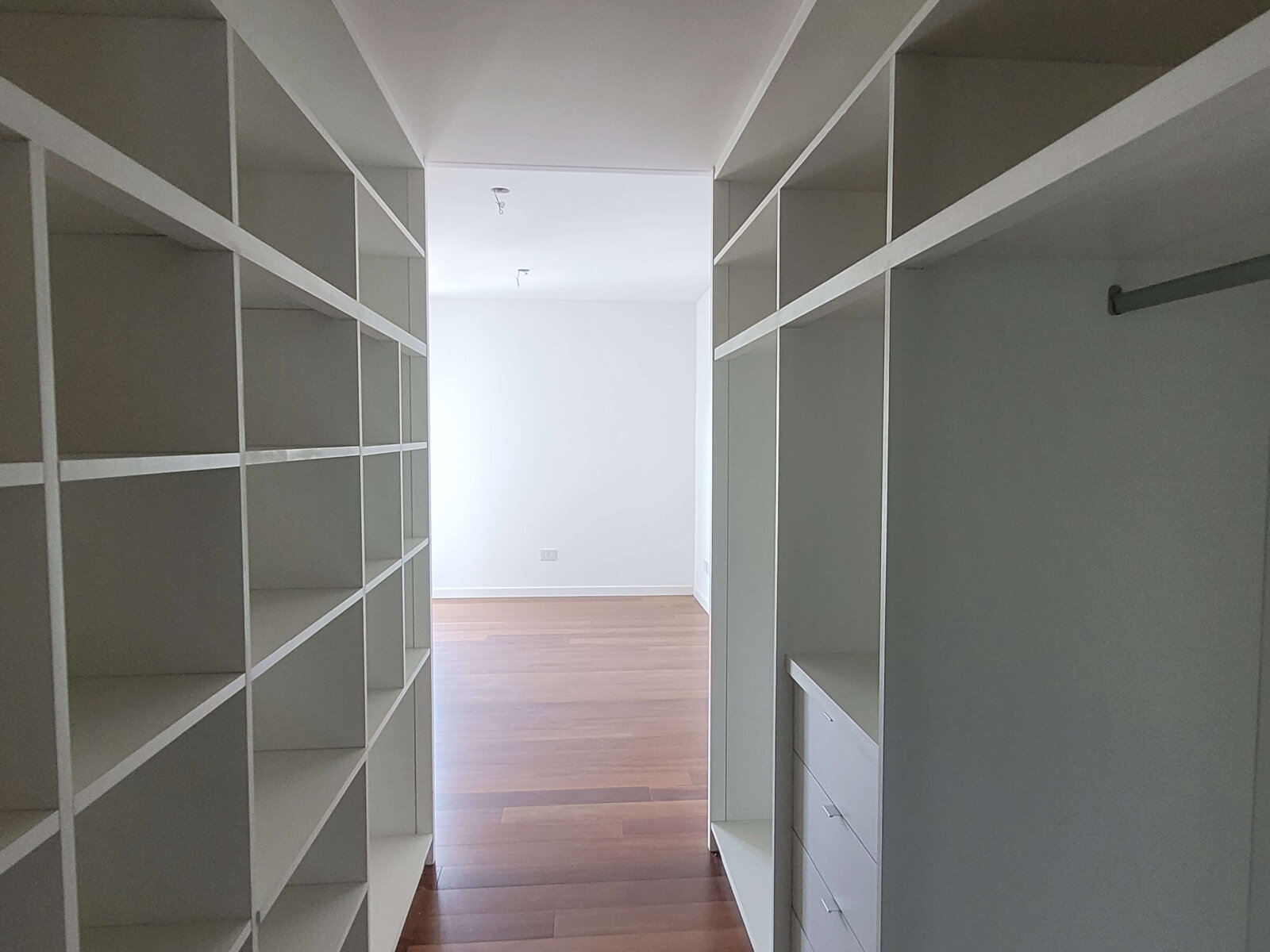Mendoza 1465 | Semipiso Premium de 2 Dormitorios con Terraza Privada, Cochera y Baulera en Edificio Sol de Patagonia XXVI - 12